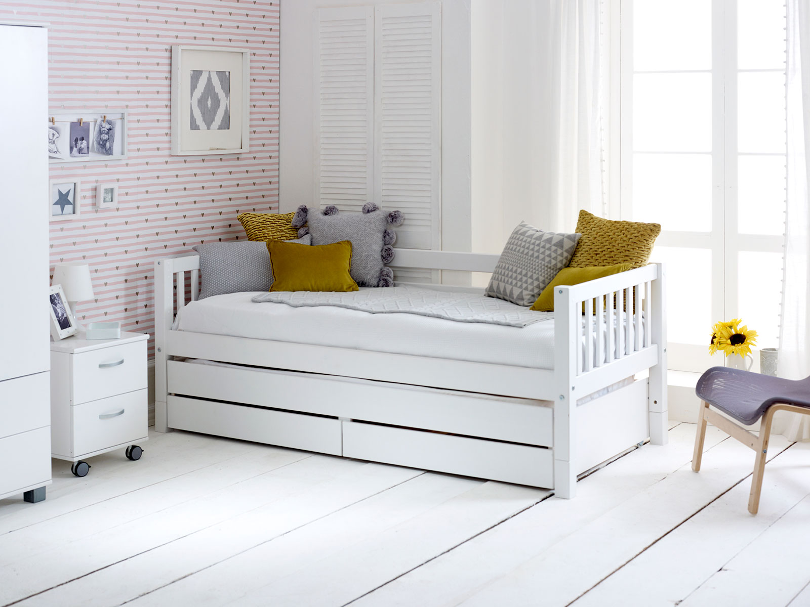 Kids Avenue Nordic Daybed 1 With Slatted Gable Ends